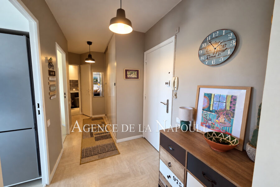Appartement à vendre à Mandelieu-la-Napoule — Vue parc & jardin — photo 7