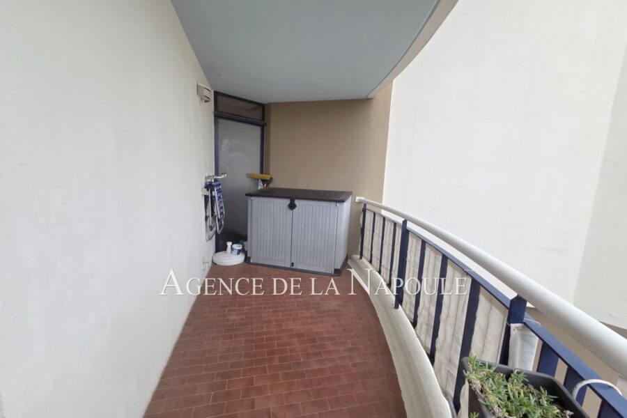 Appartement à vendre à Mandelieu-la-Napoule — Vue parc & jardin — photo 12