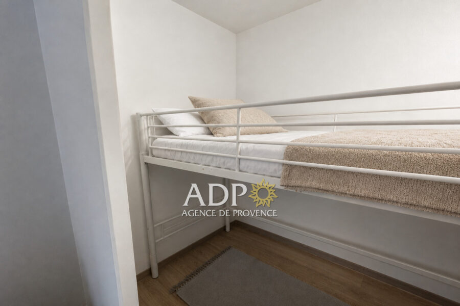 Appartement à louer à Antibes — Vue parc & jardin — photo 9