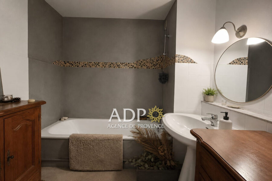 Appartement à louer à Antibes — Vue parc & jardin — photo 6