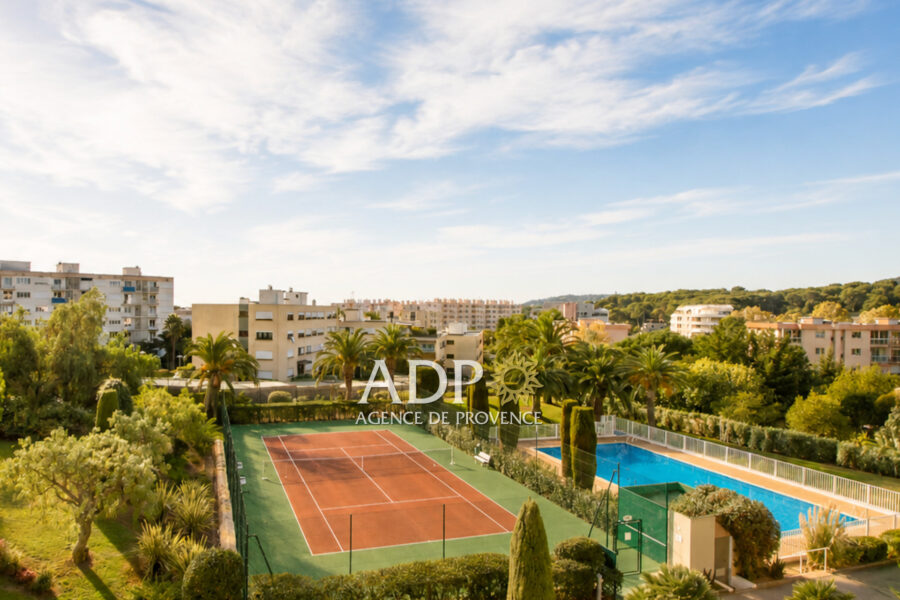 Appartement à louer à Antibes — Vue parc & jardin — photo 8