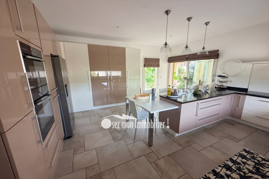 Maison à vendre à Gruissan — Vue mer — photo 4