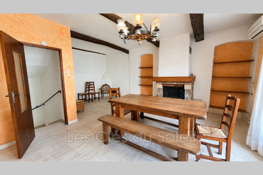 Maison à vendre à Vins-sur-Caramy — Vue sur la ville — photo 5