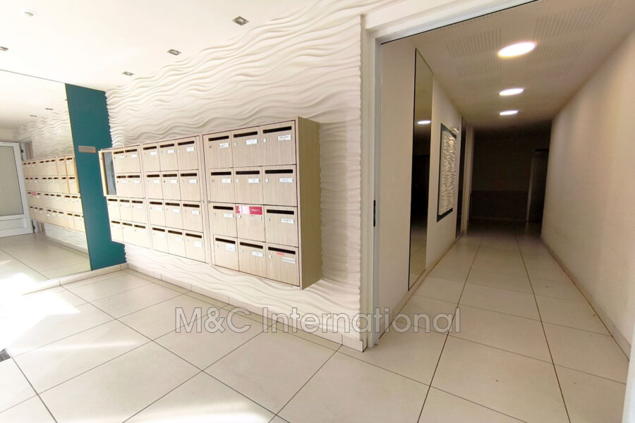Appartement à vendre à Antibes — Vue sur la ville — photo 3