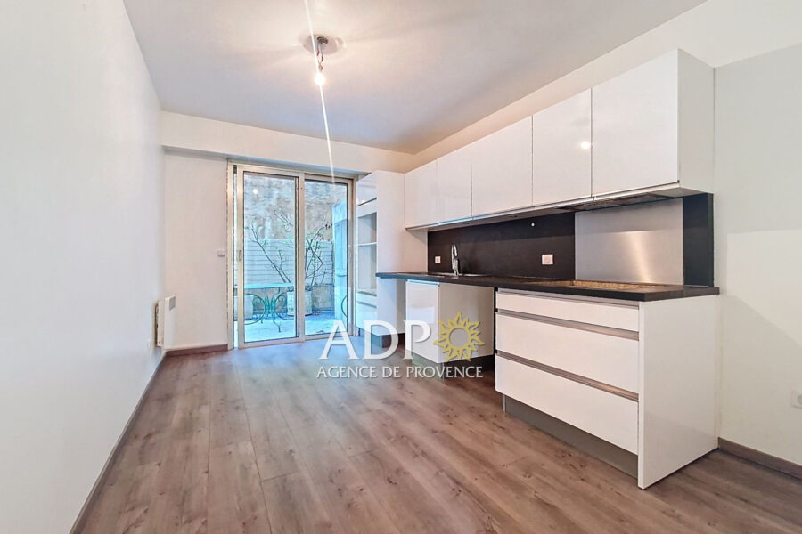 Appartement à vendre à Grasse — Vue parc & jardin — photo 9