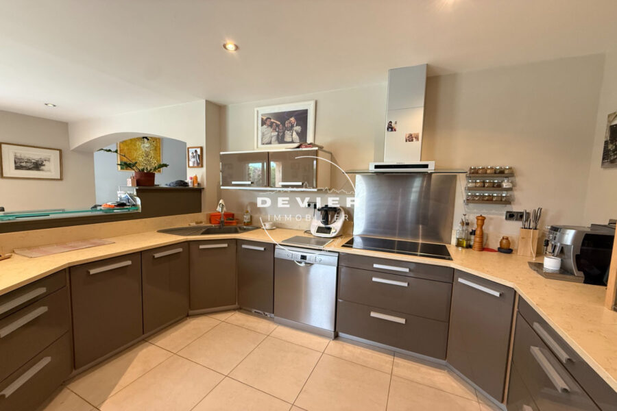 Maison à vendre à Saint-Sériès — Vue parc & jardin — photo 6