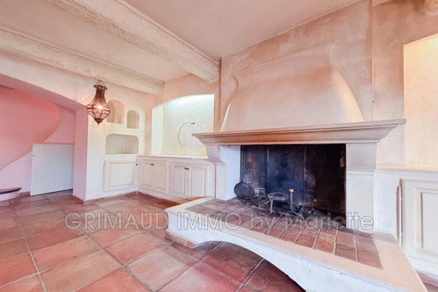 Maison à vendre à Cogolin — Vue sur la ville — photo 11