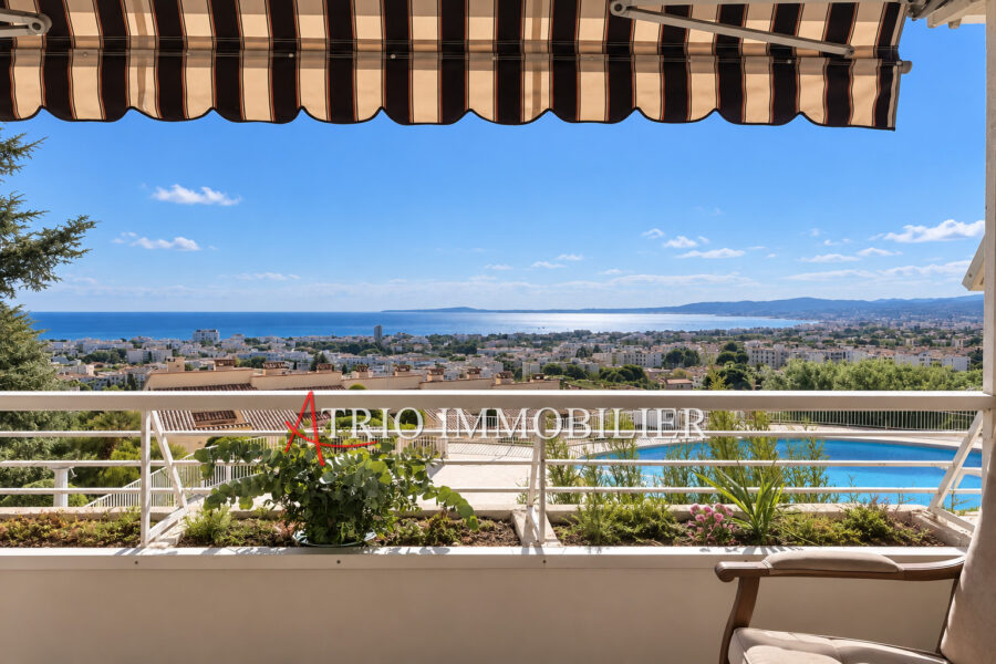 Appartement à vendre à Saint-Laurent-du-Var — Vue mer — photo 1