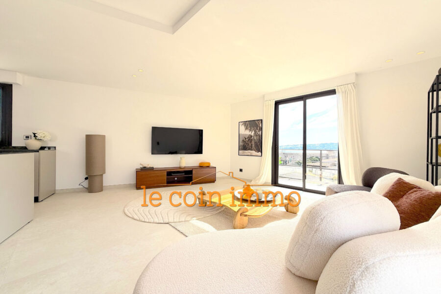 Appartement à vendre à Antibes — Vue mer — photo 2
