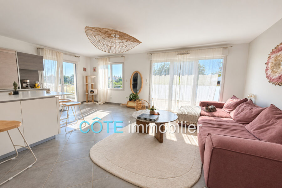 Appartement à vendre à Antibes — Vue sur la ville — photo 2