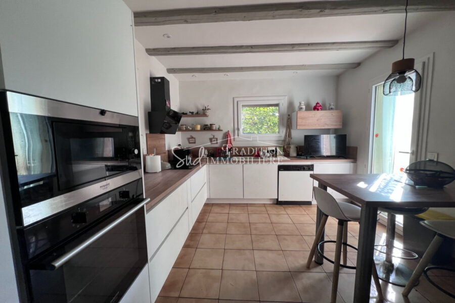 Maison à vendre à Maussane-les-Alpilles — Vue parc & jardin — photo 6