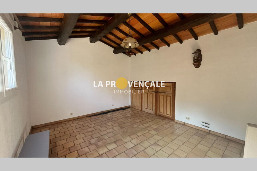 Maison à vendre à Saint-Maximin — Vue nature — photo 7