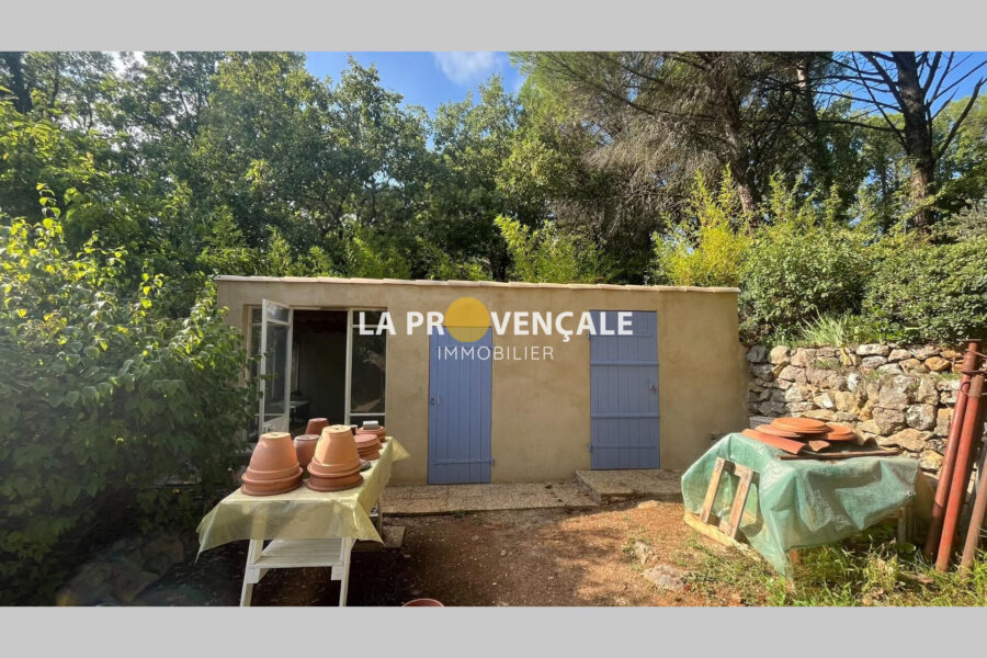 Maison à vendre à Saint-Maximin — Vue nature — photo 10