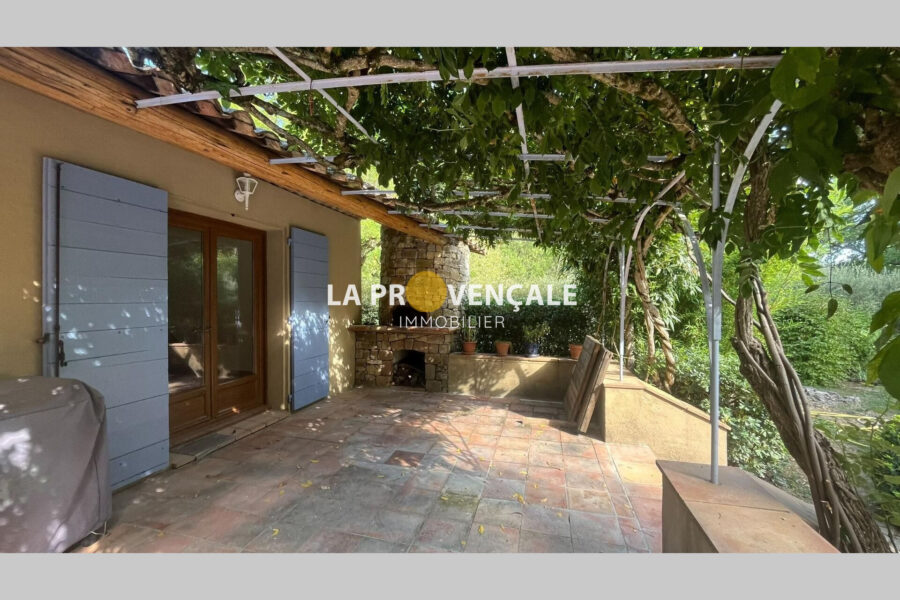 Maison à vendre à Saint-Maximin — Vue nature — photo 14