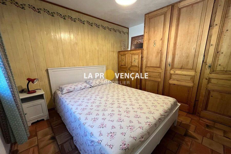 Maison à vendre à Saint-Maximin — Vue nature — photo 6