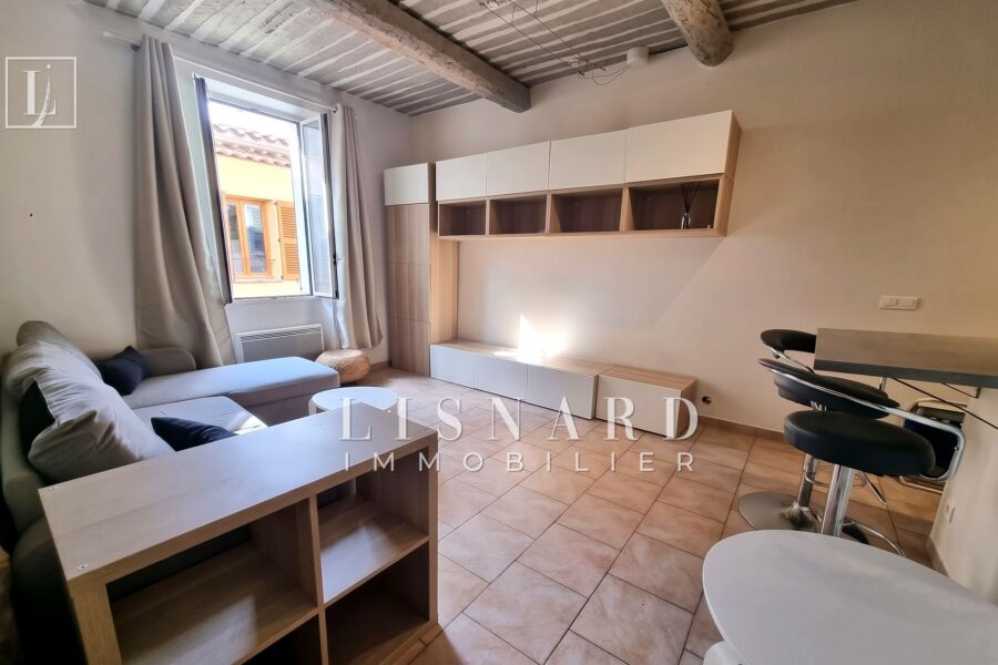 Appartement à vendre à Vallauris — Vue sur la ville — photo 6