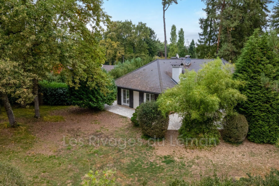 Maison à vendre à Sciez — Vue parc & jardin — photo 4