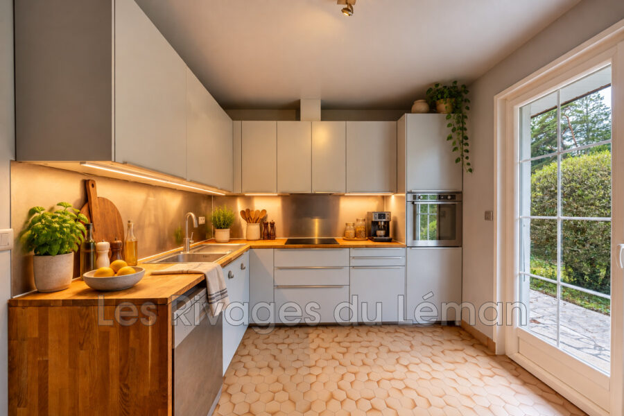 Maison à vendre à Sciez — Vue parc & jardin — photo 8