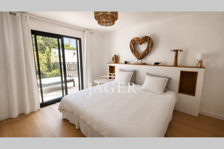 Maison à vendre à Sainte-Maxime — Vue mer — photo 6