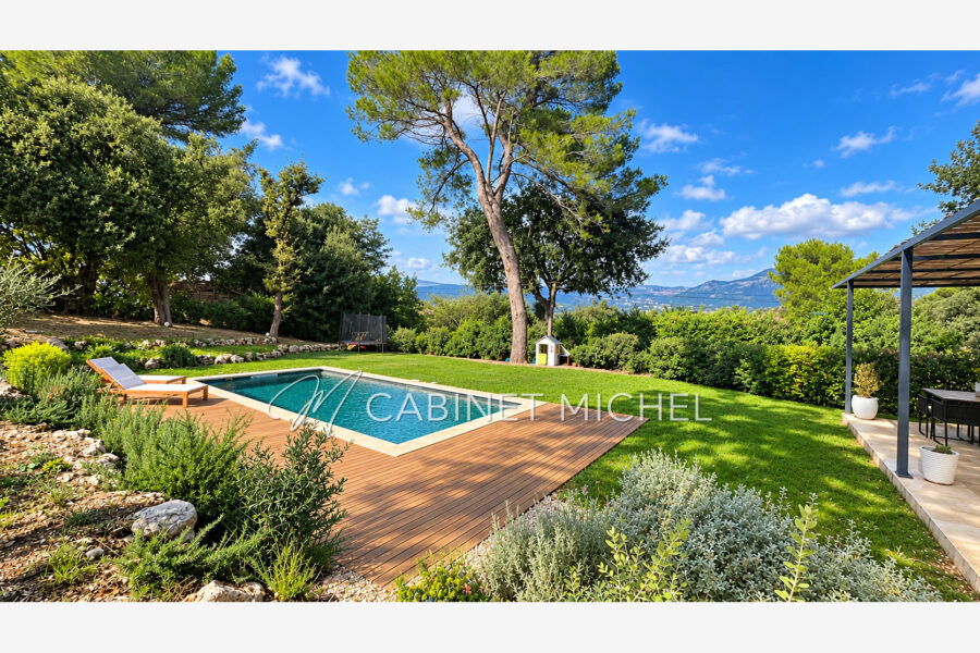 Maison à vendre à Roquefort-les-Pins — Vue nature — photo 1