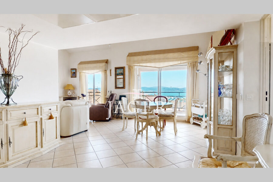 Appartement à vendre à Sainte-Maxime — Vue mer — photo 9