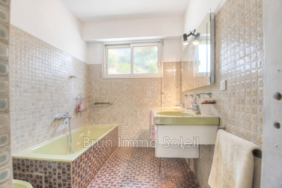 Appartement à vendre à Cagnes-sur-Mer — Vue parc & jardin — photo 6