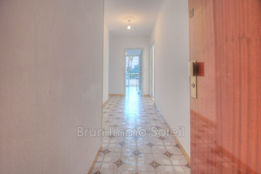 Appartement à vendre à Cagnes-sur-Mer — Vue parc & jardin — photo 8