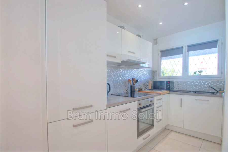 Appartement à vendre à Cagnes-sur-Mer — Vue mer — photo 3