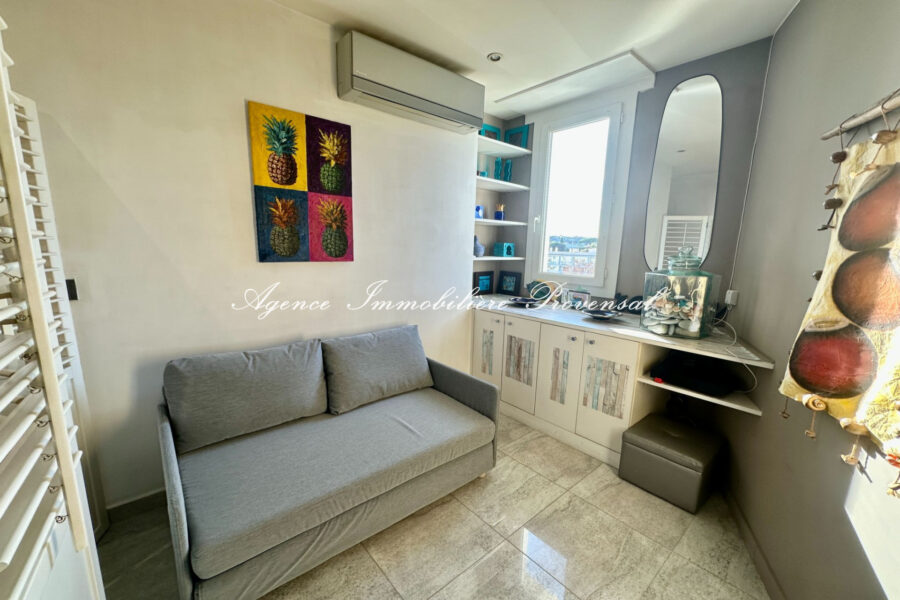 Appartement à vendre à Sainte-Maxime — Vue mer — photo 8