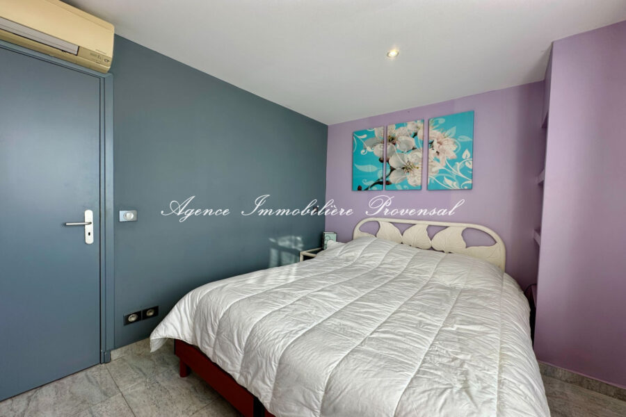 Appartement à vendre à Sainte-Maxime — Vue mer — photo 10