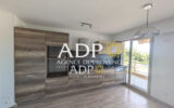 Appartement à louer à Mandelieu-la-Napoule — Vue sur la ville — photo 3