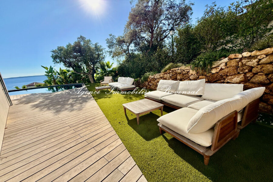 Maison à vendre à Roquebrune-sur-Argens — Vue mer — photo 9