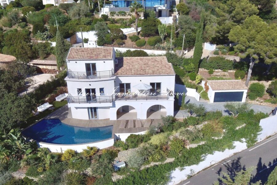 Maison à vendre à Roquebrune-sur-Argens — Vue mer — photo 3
