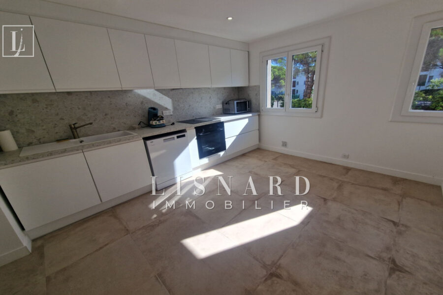 Appartement à vendre à Vallauris — Vue parc & jardin — photo 6