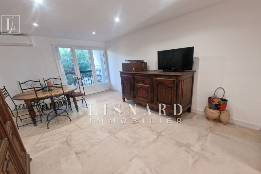 Appartement à vendre à Vallauris — Vue parc & jardin — photo 2
