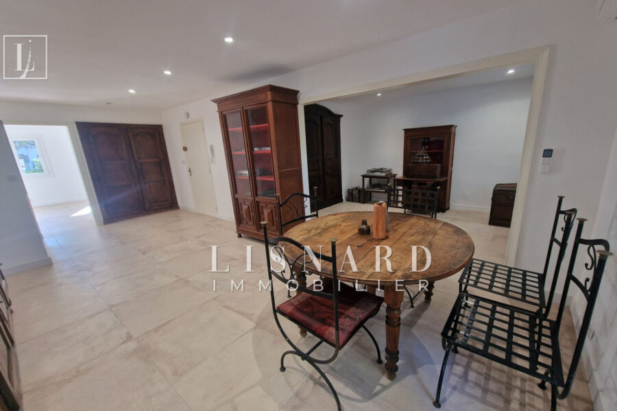 Appartement à vendre à Vallauris — Vue parc & jardin — photo 3