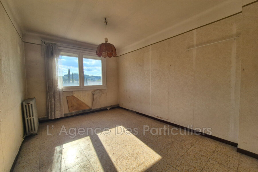 Appartement à vendre à Draguignan — Vue sur la ville — photo 8