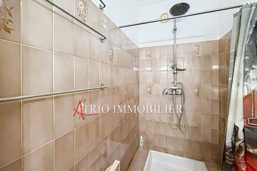 Appartement à vendre à Saint-Laurent-du-Var — Vue parc & jardin — photo 11