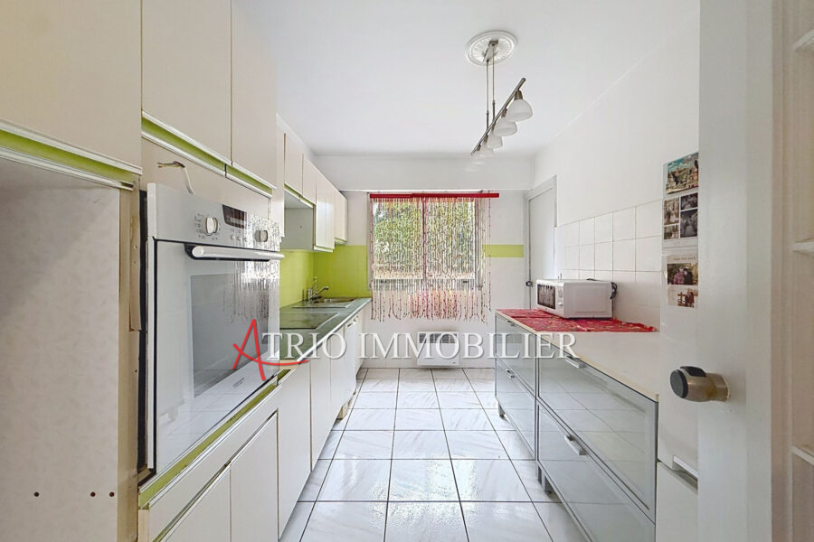 Appartement à vendre à Saint-Laurent-du-Var — Vue parc & jardin — photo 4