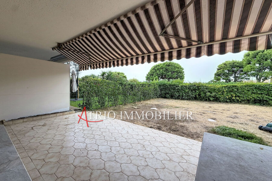 Appartement à vendre à Saint-Laurent-du-Var — Vue parc & jardin — photo 7