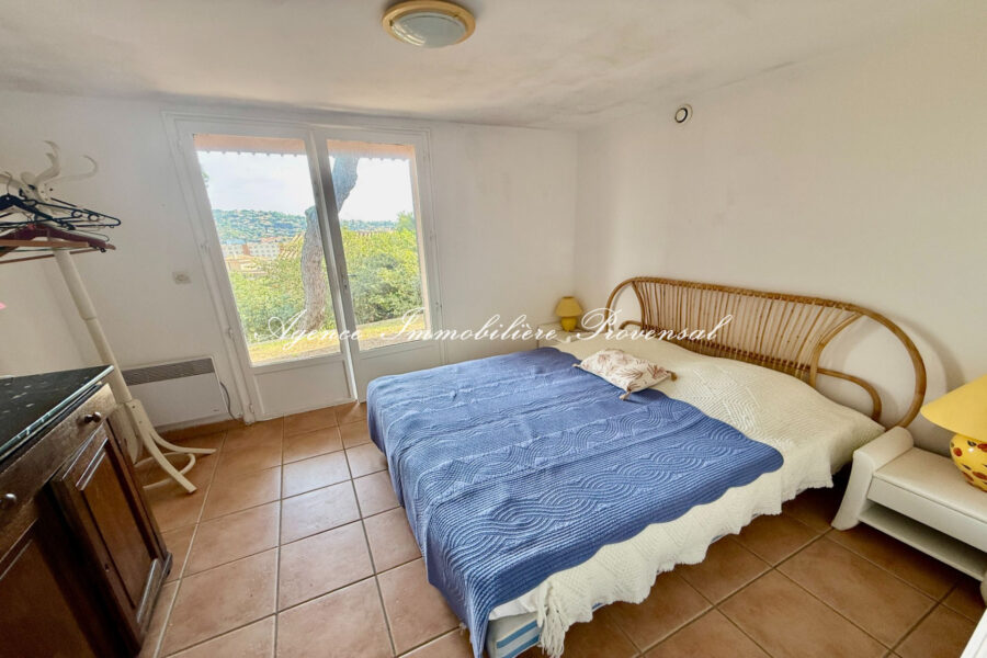Maison à vendre à Sainte-Maxime — Vue mer — photo 17