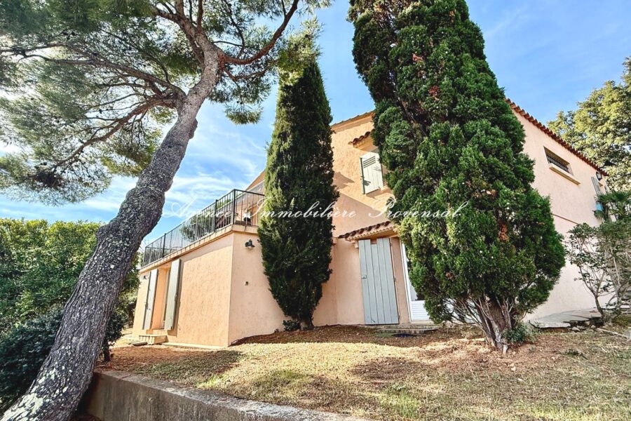 Maison à vendre à Sainte-Maxime — Vue mer — photo 6
