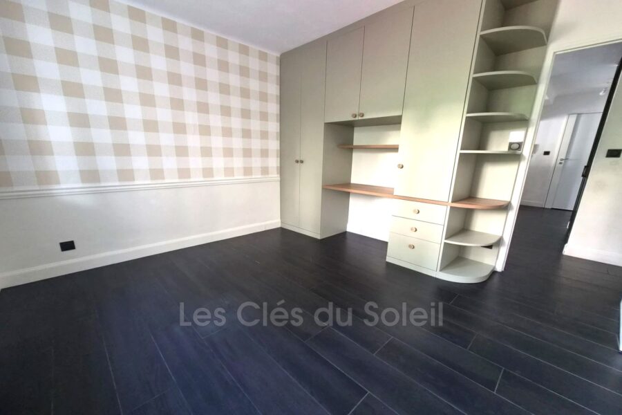 Appartement à vendre à Toulon — Vue parc & jardin — photo 5