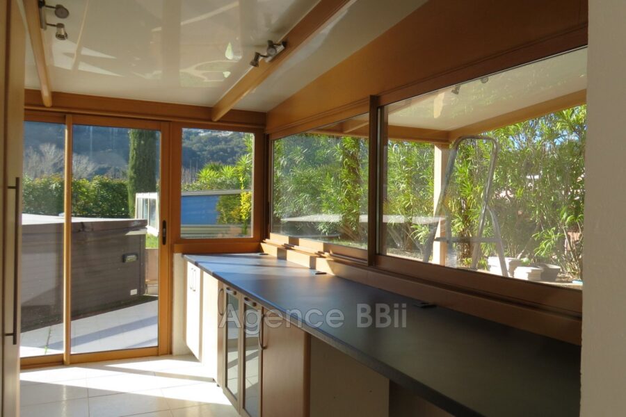 Appartement à vendre à Mandelieu-la-Napoule — Vue nature — photo 4