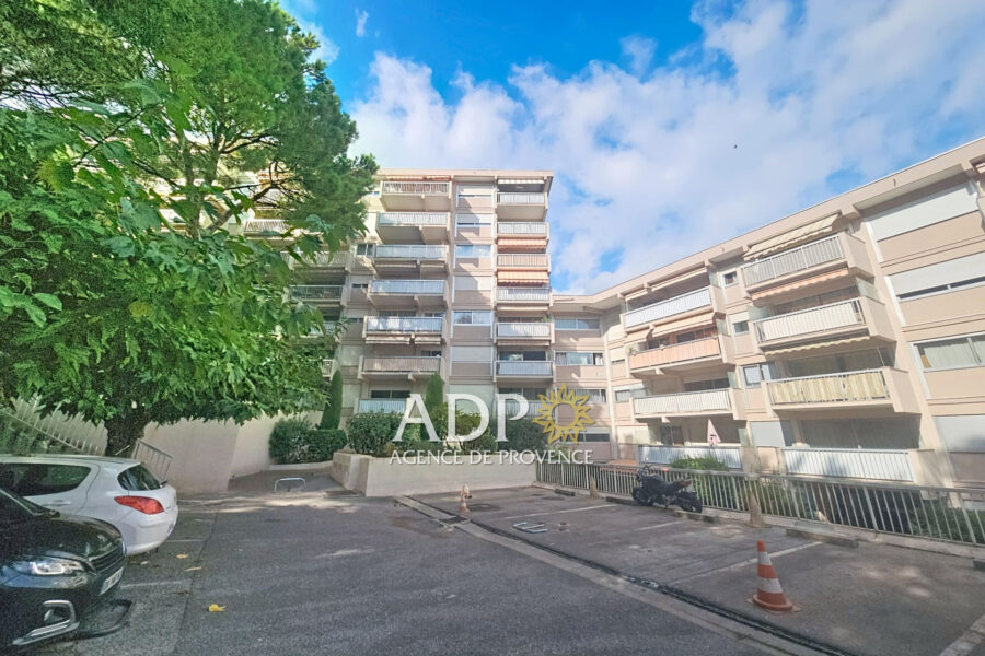 Appartement à vendre à Grasse — Vue parc & jardin — photo 2