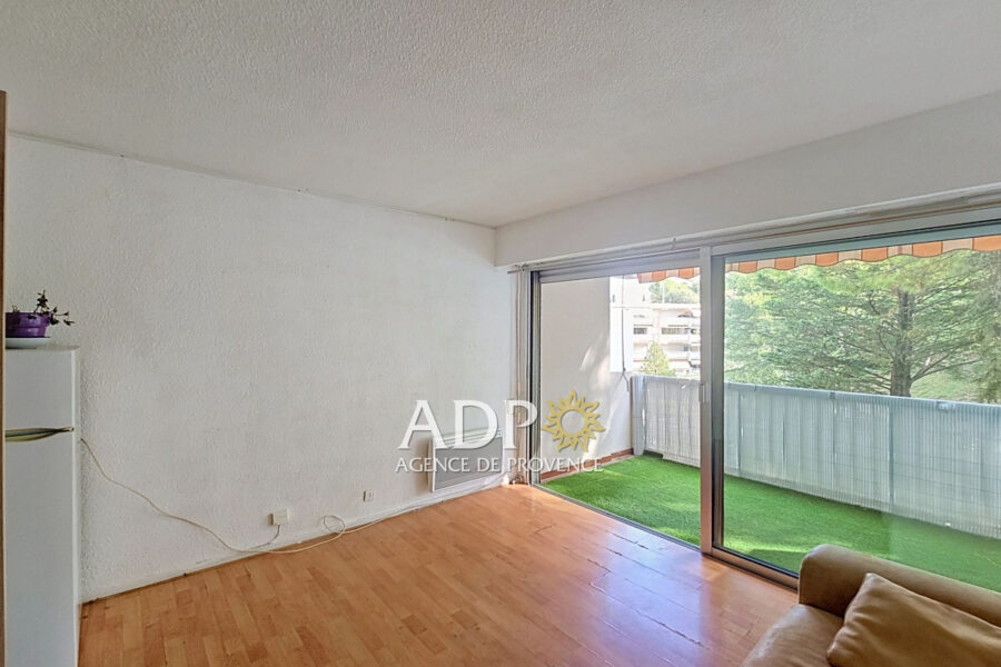 Appartement à vendre à Grasse — Vue parc & jardin — photo 6