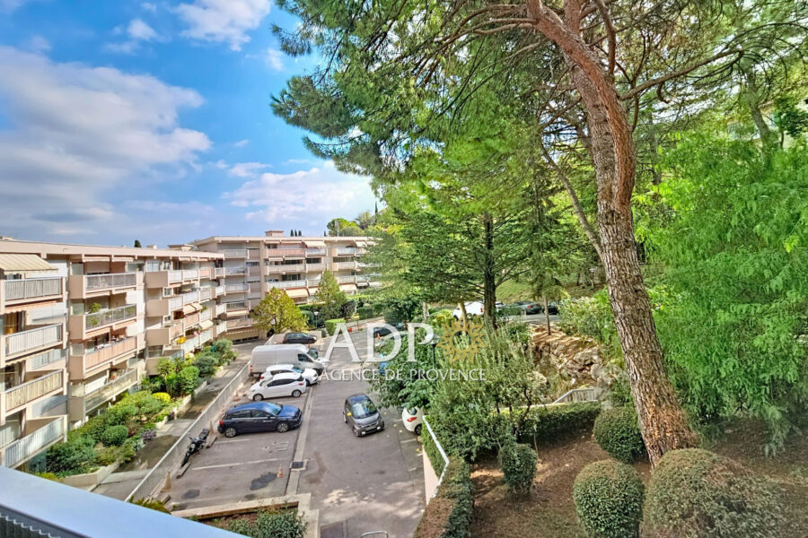 Appartement à vendre à Grasse — Vue parc & jardin — photo 8