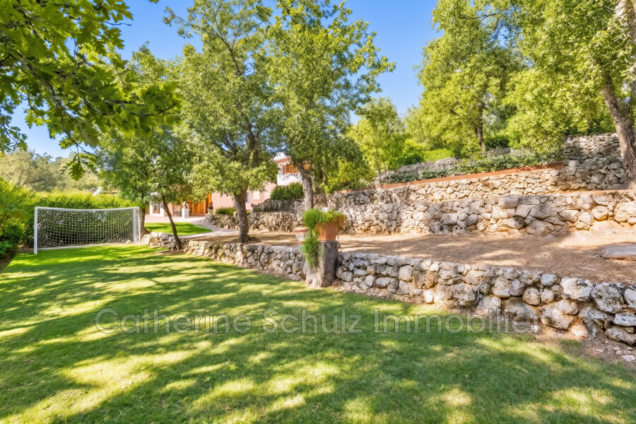 Maison à vendre à Saint-Paul-en-Forêt — Vue parc & jardin — photo 6