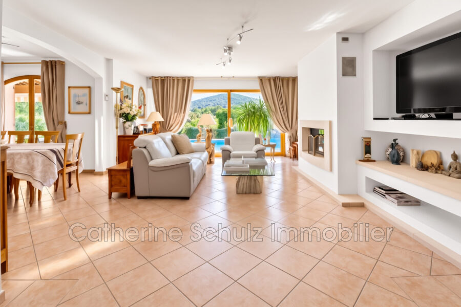 Maison à vendre à Saint-Paul-en-Forêt — Vue parc & jardin — photo 8