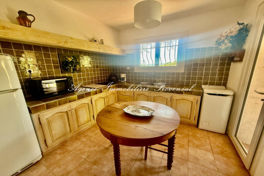 Maison à vendre à Sainte-Maxime — Vue mer — photo 12